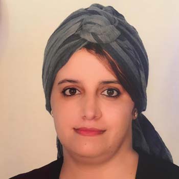 زينب العسري